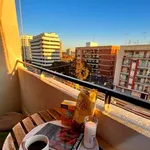 Rent a room of 60 m² in valencia