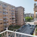 Rent 4 bedroom apartment of 90 m² in Bari