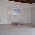 Rent 3 bedroom house of 80 m² in Bagheria