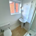 Rent 2 bedroom apartment in West Midlands