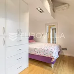 Rent 5 bedroom house of 675 m² in Zagreb