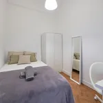 Rent 11 bedroom apartment in Lisbon