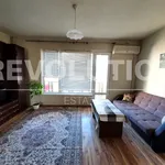 Rent 3 bedroom apartment of 95 m² in Южен