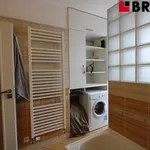 Pronajměte si 3 ložnic/e byt o rozloze 67 m² v Brno