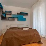 Rent 3 bedroom apartment of 130 m² in milan