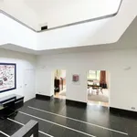 Huur 5 slaapkamer huis van 3700 m² in Uccle