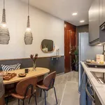 Rent 1 bedroom apartment of 80 m² in madrid