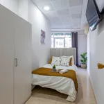 Rent 9 bedroom apartment in Valencia