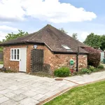 Rent 7 bedroom house in South East England