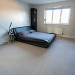 Rent 5 bedroom house in South East England