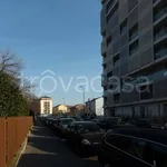 Rent 1 bedroom apartment of 65 m² in Milano