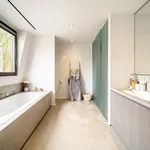 Huur 4 slaapkamer huis van 422 m² in Ixelles