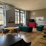 Appartement de 169 m² avec 4 chambre(s) en location à Lyon