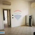 Affitto 3 camera appartamento di 85 m² in Bologna