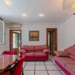 Rent a room of 110 m² in valencia