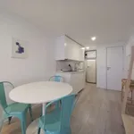 Rent 1 bedroom apartment of 40 m² in lisbon