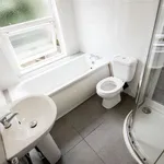 Rent 3 bedroom flat in West Midlands