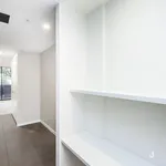 Rent 2 bedroom apartment in Melbourne