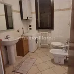 Affitto 2 camera appartamento di 54 m² in Reggio nell'Emilia