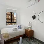 Rent 3 bedroom house in Brooklyn