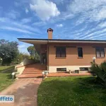 Rent 6 bedroom house of 400 m² in Rome