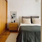 Rent 1 bedroom apartment of 112 m² in Lisbon