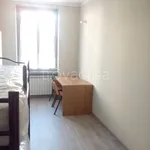 Rent 4 bedroom apartment of 90 m² in Torino