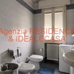 Rent 2 bedroom apartment of 90 m² in Padova