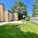 Maison de 300 m² avec 3 chambre(s) en location à Wezembeek-Oppem