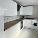 Rent 3 bedroom flat in Belfast