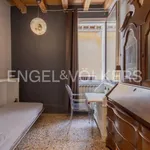 Rent 4 bedroom apartment of 65 m² in Venice