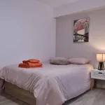 Rent a room of 100 m² in valencia