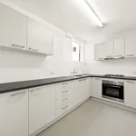 Rent 1 bedroom apartment in Melbourne