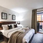 Rent 1 bedroom apartment of 549 m² in London