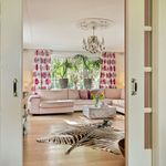 Rent 9 bedroom house of 373 m² in De Maat