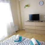 Rent 1 bedroom apartment of 50 m² in Prague