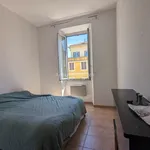 Appartement de 52 m² avec 3 chambre(s) en location à Ajaccio