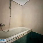 Rent 2 bedroom apartment of 60 m² in Milan