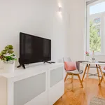 Rent 1 bedroom apartment of 40 m² in Porto