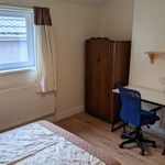 Rent 4 bedroom flat in Wales