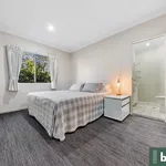 Rent 3 bedroom apartment in Greenslopes