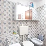 Rent a room in lisbon