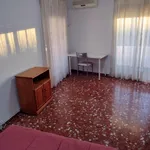 Alquilar 5 dormitorio apartamento en Alicante