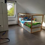 Maison de 2400 m² avec 3 chambre(s) en location à Fraineux