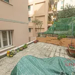 Rent 4 bedroom apartment of 70 m² in Genoa