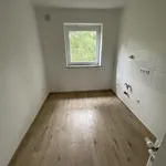 Miete 4 Schlafzimmer wohnung von 81 m² in Wilhelmshaven