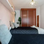 Rent 2 bedroom apartment in Porto