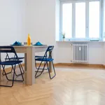 Rent 4 bedroom apartment in Turin