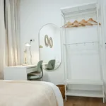 Alquilo 4 dormitorio apartamento de 35 m² en Madrid