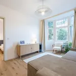 Rent 1 bedroom apartment of 66 m² in brussels